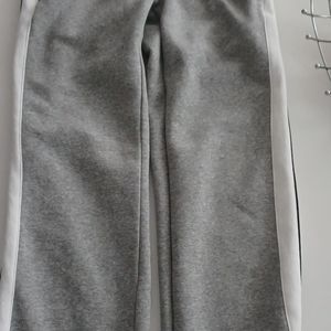 Boys grey sweat pants